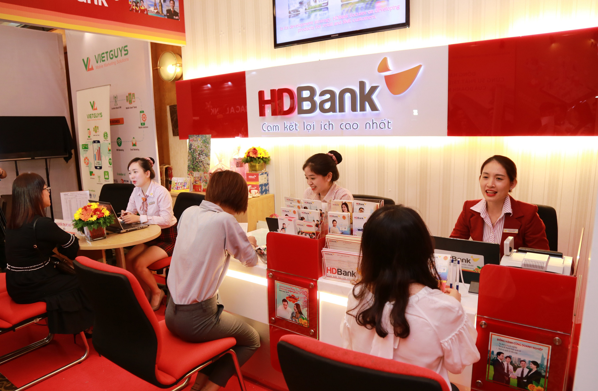 HDBank là ngân hàng tiên phong hưởng ứng những chương trình của nhà nước