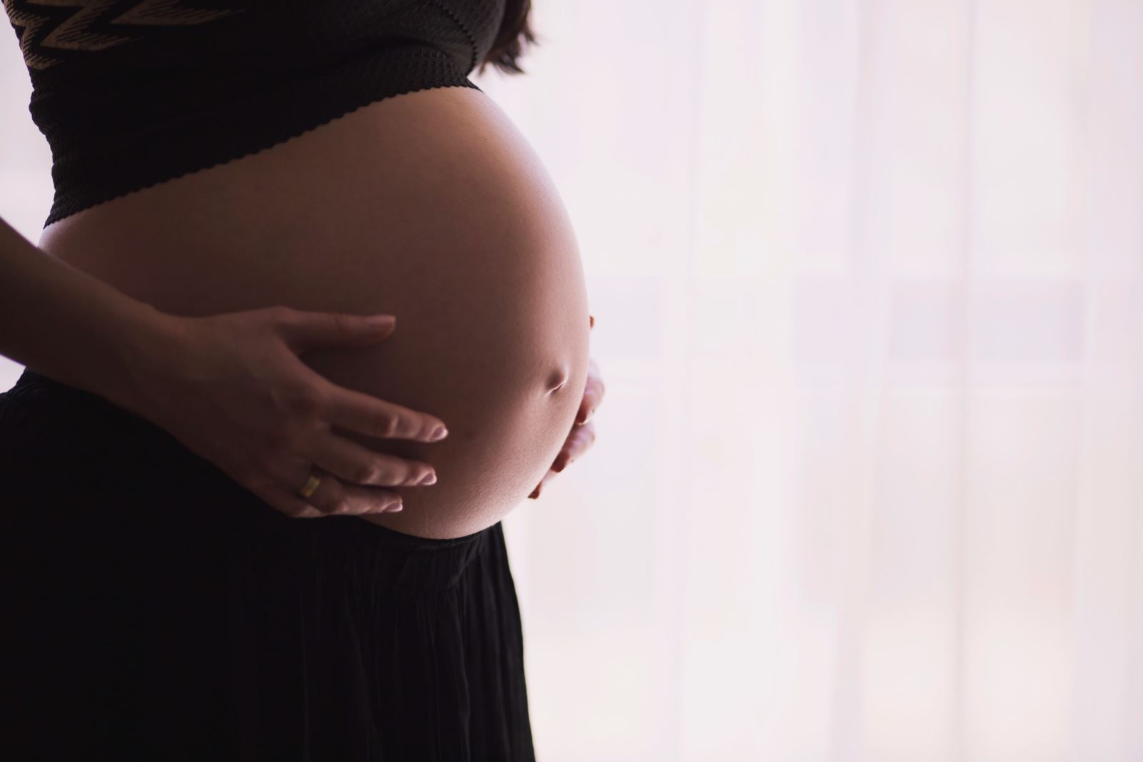 Bảo hiểm thai sản giúp bảo vệ mẹ và bé